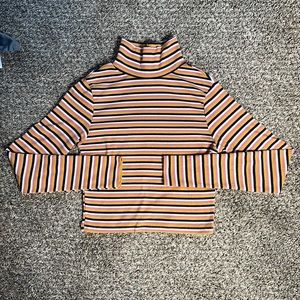 H&M Cropped Long Sleeve Shirt